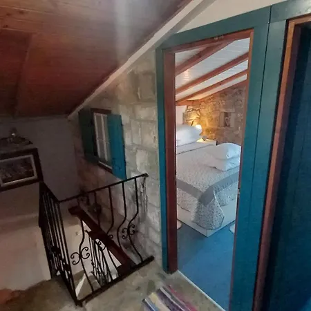 House Robinson Tiziana بيت للعطل
