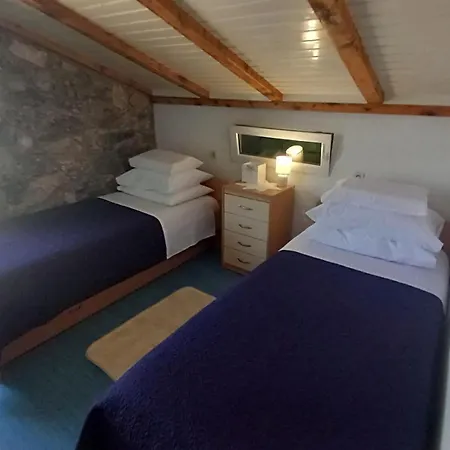 House Robinson Tiziana Semesterbostad Veliki Drvenik